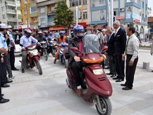 Motosiklet sürücülerine sıkı denetim geliyor