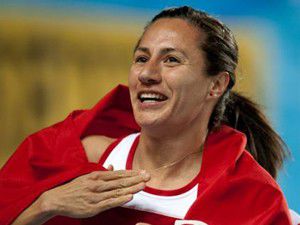 Aslı Çakır Alptekine TFFden plaket!