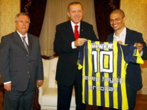 Başbakan Erdoğan, Alexi Aradı