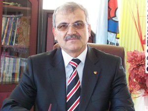 Beyşehirde okullara eğitim yardımı