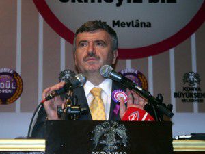Kadına şiddete hayır sevgi ve hoşgörüye evet
