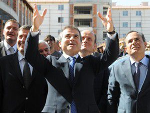 Bakan Kılıç SÜde yurt inşaatını inceledi