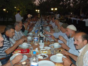 Kalaycı muhtarlarla iftarda bir araya geldi