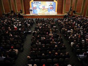 Erdoğandan gazetecilere kavun ikramı