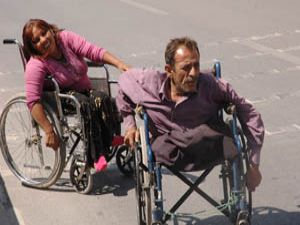 Özürlü çiftin dayanışması