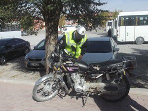 Motosiklet sürücülerine sıkı denetim