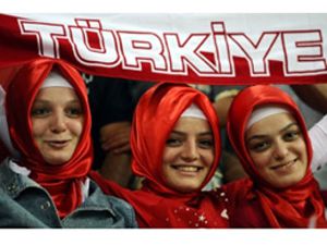 Milliler 4/4lük maç çıkardı