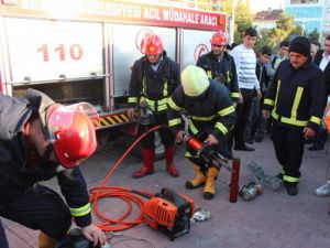 Yeni itfaiye aracının tanıtımı gerçekleştirildi