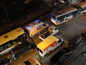 Otobüsler trafiği felç etti