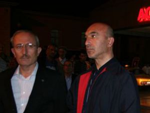 Candan;Deprem geceyi güzel geçirmeye vesile oldu