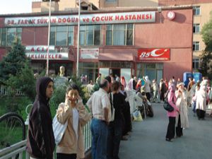 Deprem söylentisi hastane boşalttırdı