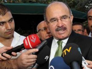 Çelik: Başbakan 10 yılda 25 yıl yaşlandı