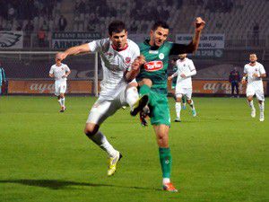 Konyaspor sahasında 2 puan bıraktı
