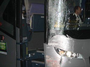 Konyada otobüs ile tramvay çarpıştı: 1 yaralı