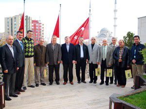Her Yeni Caddeye Bisiklet Yolu Yapılıyor