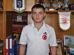 Sinan Tetik Avrupa üçüncüsü oldu
