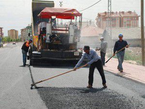 Karatayda hedefin üzerinde asfalt üretimi