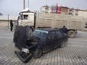 Kuluda trafik kazası: 1 Yaralı