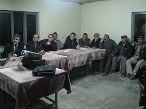 Çiftçilere gece eğitimleri sona erdi