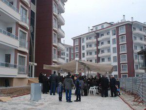 Akcami Konutlarında daireler sahiplerini buldu