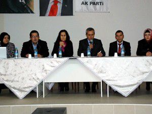 AK Parti Sarayönünde toplandı