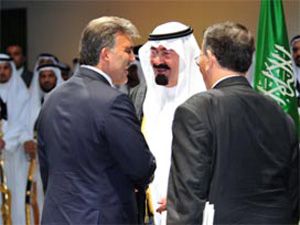 S.Arabistan, Gülle bir ilke imza attı