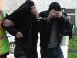 2 şüpheli çıkarıldıkları mahkemede tutuklandı