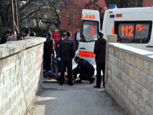 Konyada bir kişi bıçakla ağır yaralandı