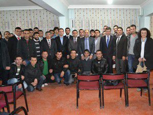 Niğde Milletvekillerinden gençlere ziyaret