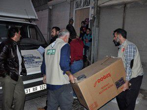 İHH-AYDERin Suriyeye yardımları sürüyor