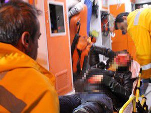 15 yerinden bıçak darbesi aldı