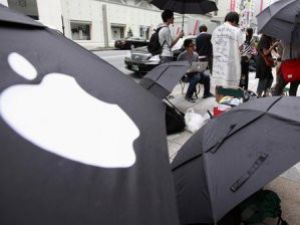 Apple Hisseleri Dibe Vurdu