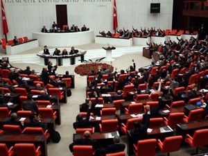 Meclis yasa dışı dinlemeleri araştıracak