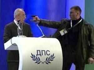 Bulgaristanda Türk lidere suikast girişimi