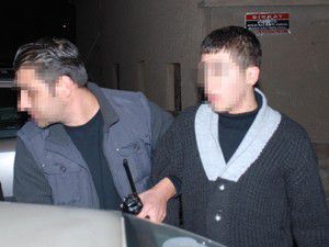 2 çocuk hırsızlık yaparken yakalandı