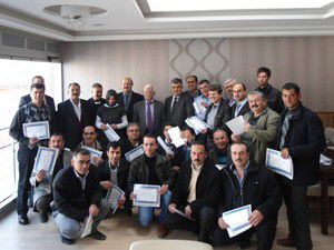 Üreticilere Arıcılık Eğitimi Katılım Belgesi verildi