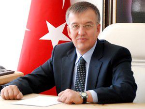 Akşehir Belediyesinden çocuklara yarıyıl hediyesi