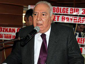 "Vergi sorunu bir an önce çözülmeli"