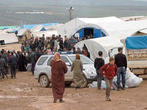 Kamp dışındaki Suriyelilere de düzenli yardım