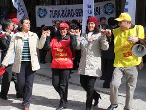 Maliye çalışanları eylem yaptı