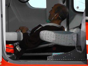 Kalp krizi geçiren kişiye hava ambulansı