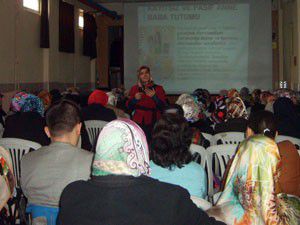Velilere çocuk semineri