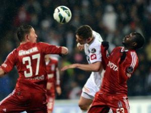 Kasımpaşa Beşiktaşı yıktı