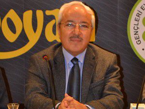 İhtiyaç sahibi gençlere, altın armağan edildi