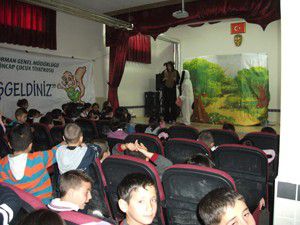 Beyşehir Orman İşletmesinden tiyatro şenlikleri