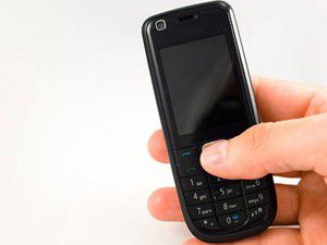 Hırsızlık yaptığı evde cep telefonunu unuttu