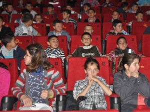 "Perdesini, koltuklarını merak ediyorum"