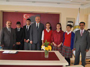 Öğrencilerden Başkan Çata ziyaret