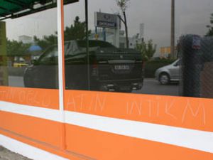 At eti satan lokantadan intikam aldılar