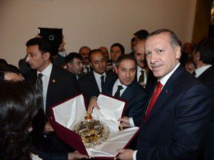 Konyalı minibüscüler Başbakanı ziyaret etti